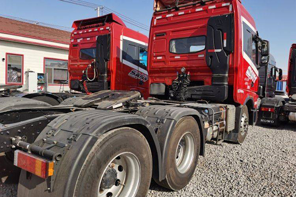 Sany Group Yingjie Edition 500 HP 6X4 tractor (National V) dual-drive Weichai used tractor, yellow p in China