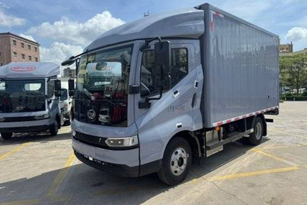 BYD T5 4.5T 4.07 single-row pure electric van light truck. Used electric truck. Electric cargo truck