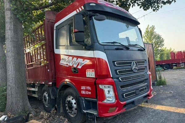 good Sany Group Silver Pine Edition 480HP 8x4 9.5m Stake Truck (China VI) Front 4x4 Rear 8x8 Cummins Used