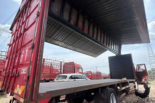 good Dongfeng Liuzhou Motor Chenglong H5 260HP 4X2 Dump Truck (China VI) Single Axle Yuchai Used Truck Ye