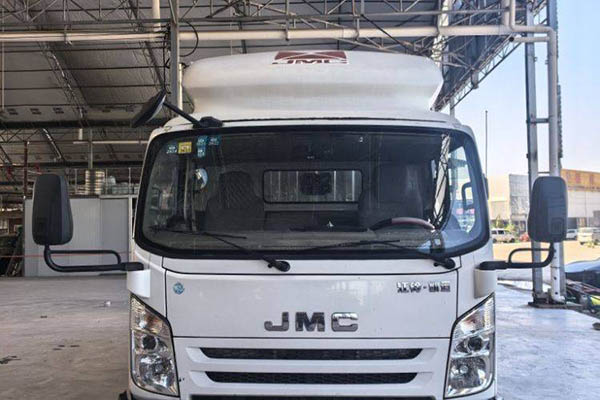 Jiangling Kaiyun Upgraded Version Widebody Standard Model 116HP 3.68m Displacement Semi-van Light Tr for sale
