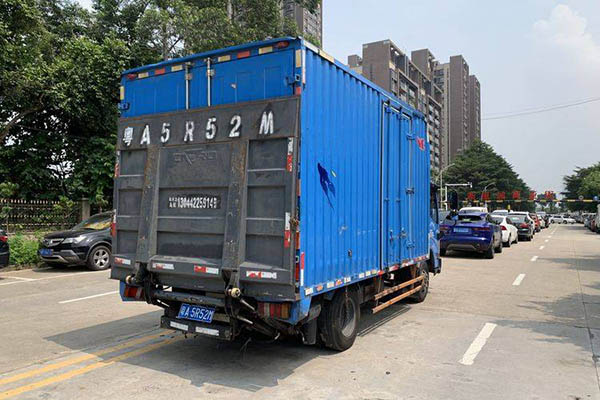 Jiangling Kaiyun Strong Edition Light Duty Standard Model 129HP 4.08m Single-row Van Light Truck Sin for sale