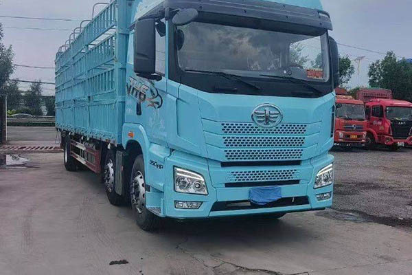 good Qingdao Jiefang JH6 Smart Edition 350HP 6X2 9.5m Stake Truck (Front 4x4 Rear 4x4) Used Xichai Truck