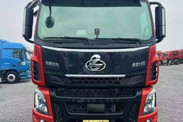Dongfeng Liuzhou Motor Chenglong H5 heavy-duty truck, 460 hp, 6x4 tractor (China VI), dual-drive, us