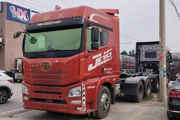 Qingdao Jiefang JH6 heavy-duty truck, 460 hp, 6x4 LNG dual-drive, used Weichai tractor