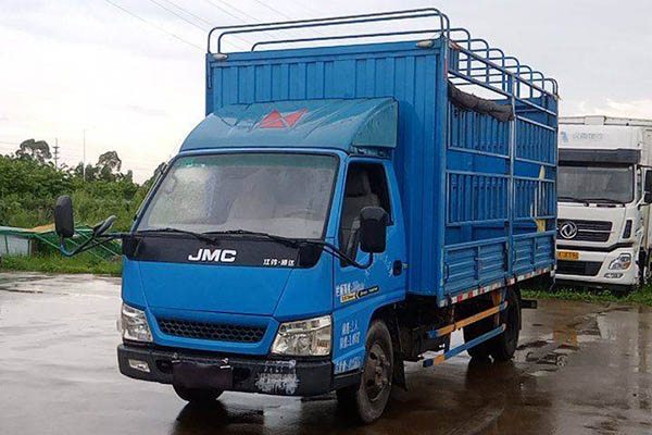 Jiangling Shunda Widebody Luxury 116HP 4.07m Single-row Stakes Light Truck Single-axle Used Jiangxi