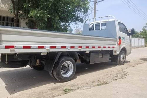 Changan Leaper D5 PLUS Luxury 116HP 3.95m Single-row Sideboard Pickup Truck (China VI Emission Stand in China