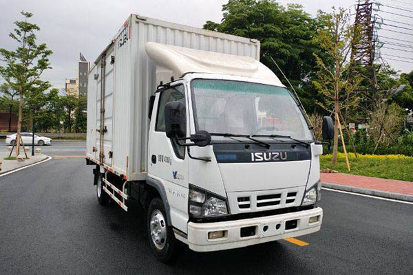 Jiangling Xin Kaiyun 116HP 4.21m single-row van light truck with single axle. Used Qingling Isuzu tr for sale