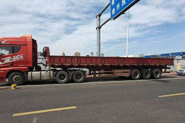 good Qingdao Jiefang JH6 heavy-duty truck, Pilot Edition, 550 hp, 6x4 dual-drive, Weichai used tractor