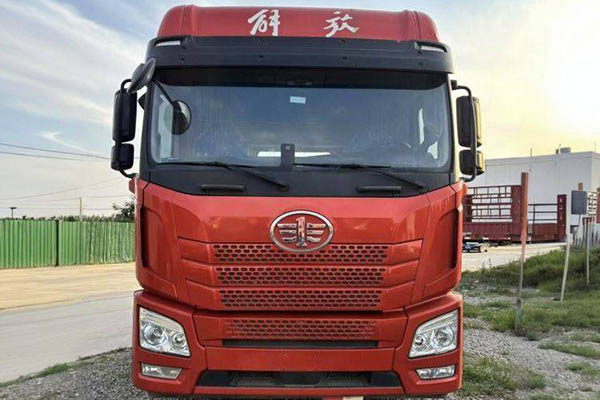 Qingdao Jiefang JH6 heavy-duty truck, Pilot Edition 2.0, 510 hp, 6x4 dual-drive, Weichai used tracto for sale