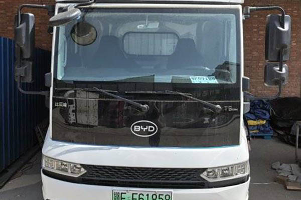 BYD T5DM Technology Edition 4.5T 4.03m Single-Row Plug-In Extended Range Hybrid Van Light Truck Used