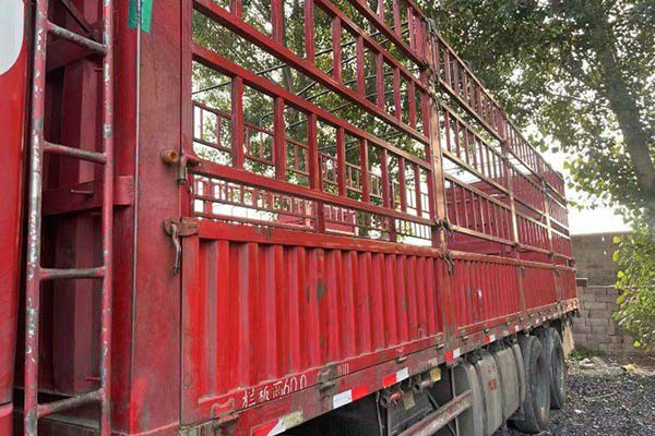 Sany Group Junling Edition 430HP 8x4 9.5m Stake Truck (National V Emission Standard) Front 4x4 Rear in China