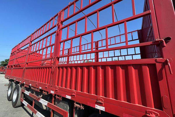 Sany Group Silver Pine Edition 430HP 8x4 9.5m Stake Truck (National V Emission Standard) Front 4x4 R in China