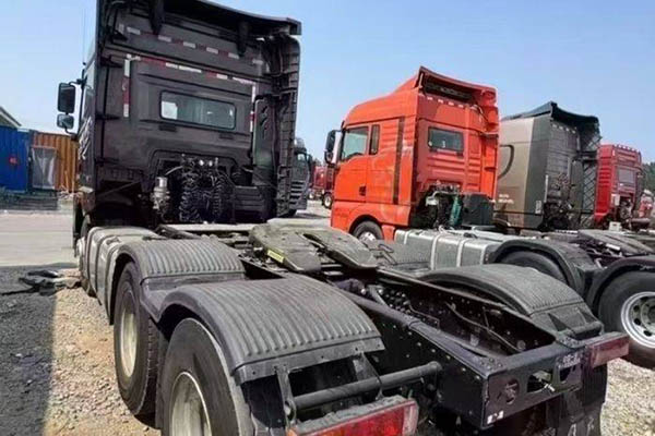 Qingdao Jiefang JH6 heavy-duty truck, Pilot Edition, 560 hp, 6x4 dual-drive, used Xichai tractor for sale