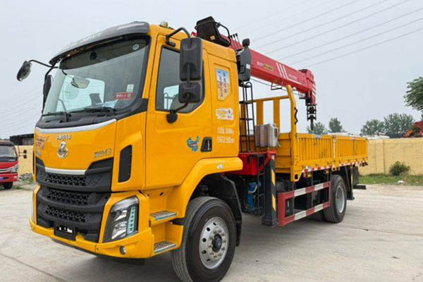 sale Dongfeng Liuzhou Chenglong Truck Crane Chenglong M3 200 5 6X2