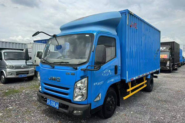 Jiangling Xin Kaiyun 116HP 4.1m single-row van light truck with single axle. Used Jiangxi Isuzu truck.