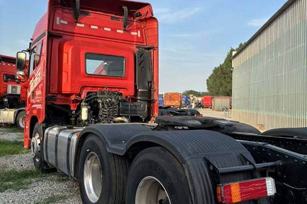 sale Qingdao Jiefang JH6 heavy-duty truck, Pilot Edition 2.0, 510 hp, 6x4 dual-drive, Weichai used tracto