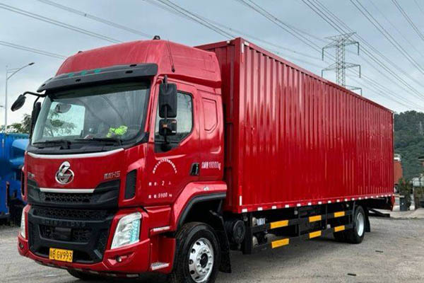 Dongfeng Liuzhou Motor Chenglong H5 medium-duty truck, 245 hp, 4x2, 9.7m (China VI) single-axle, Yuchai used truck