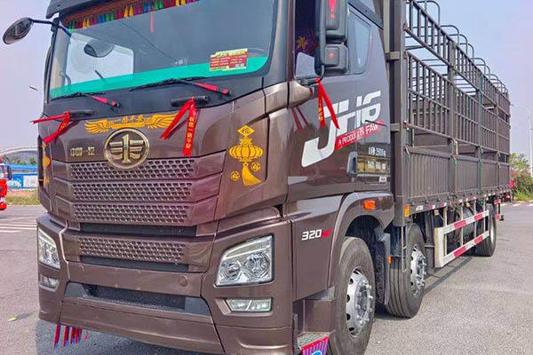 Qingdao Jiefang JH6 heavy-duty truck, Pilot Edition 2.0, 320 hp, 6x2, 9.4m, slatted truck, used Xich