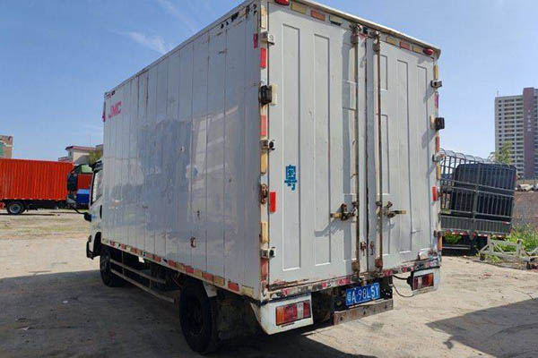 Jiangling Shunda wide-body, 116 hp, 4.07 m single-row van light truck, single axle. Used Jiangxi Isu for sale