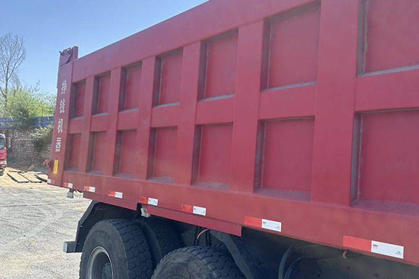 sale Qingdao Jiefang JH6 heavy-duty truck, 460 hp, 8x4, 8m dump truck, Weichai used dump truck