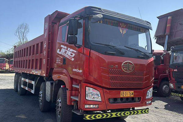 good Qingdao Jiefang JH6 heavy-duty truck, 460 hp, 8x4, 8m dump truck, Weichai used dump truck