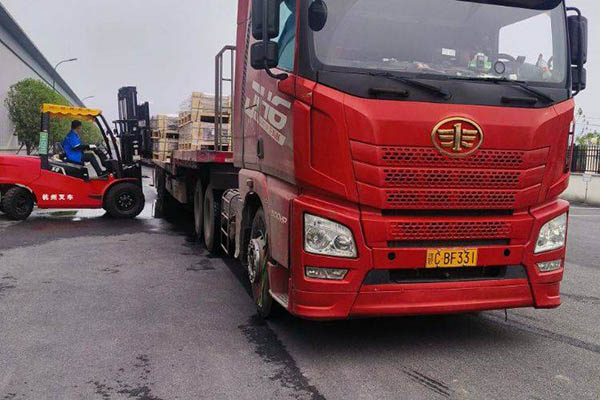 Qingdao Jiefang JH6 heavy-duty truck, 500 hp, 6x4 dual-drive, Weichai used tractor
