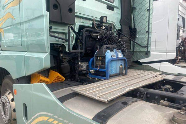good Qingdao Jiefang Eagle First Class 620HP 6X4 AMT Automatic Transmission (with hydraulic retarder) Dua