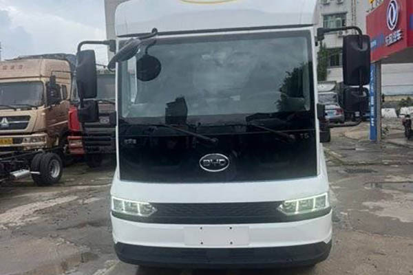 BYD T5DM Technology Edition 4.5T 4.03m Single-Row Plug-In Extended Range Hybrid Van Light Truck Used
