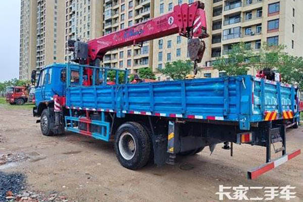 sale Dongfeng Truck-Mounted Crane Dongfeng Chassis 180 5.7 4X2