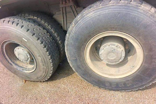 sale Qingdao Jiefang Tian V heavy truck, 350 hp, 6x4, 5.6m, Weichai used dump truck