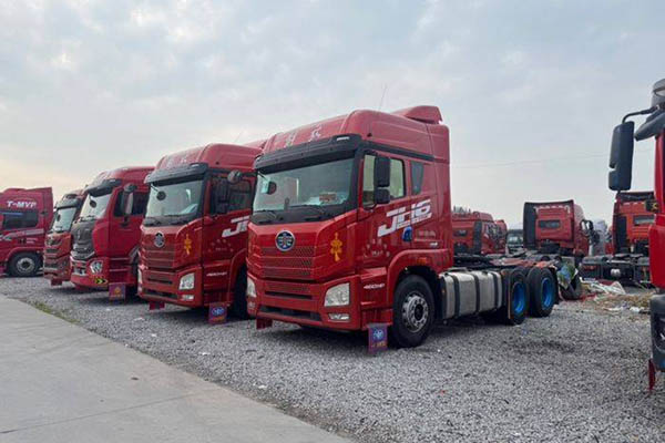 good Qingdao Jiefang JH6 heavy-duty truck, quality version, 460 hp, 6x4 (with hydraulic retarder), dual-d