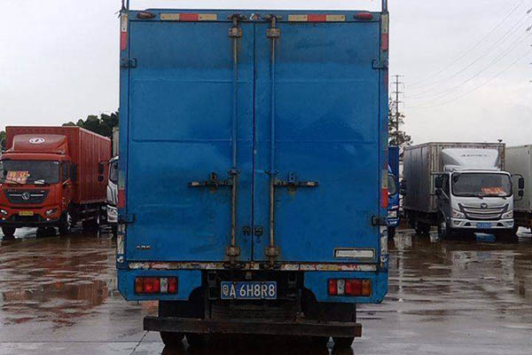 Jiangling Shunda Widebody Luxury 116HP 4.07m Single-row Stakes Light Truck Single-axle Used Jiangxi in China