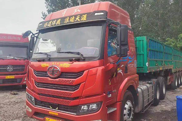 Qingdao Jiefang Han V Heavy Truck 2.0 Version 460 HP 6X4 Dual Drive Used Tractor