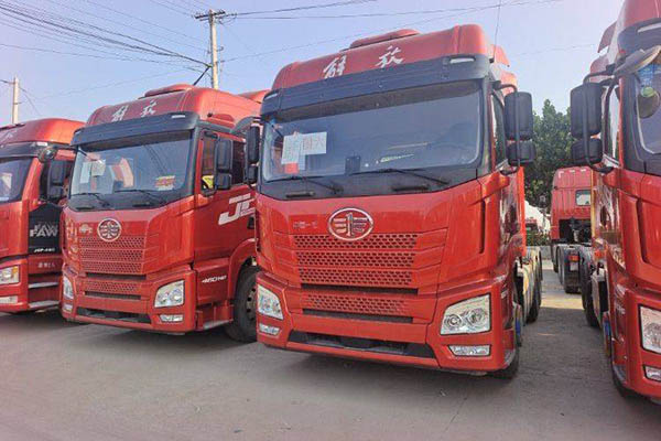 Qingdao Jiefang JH6 heavy-duty truck, 460 hp, 6x4 dual-drive, Weichai used tractor