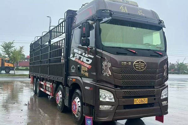 good Qingdao Jiefang JH6 heavy-duty truck, 460 hp, 8x4, 9.4m slatted truck, used Xichai truck
