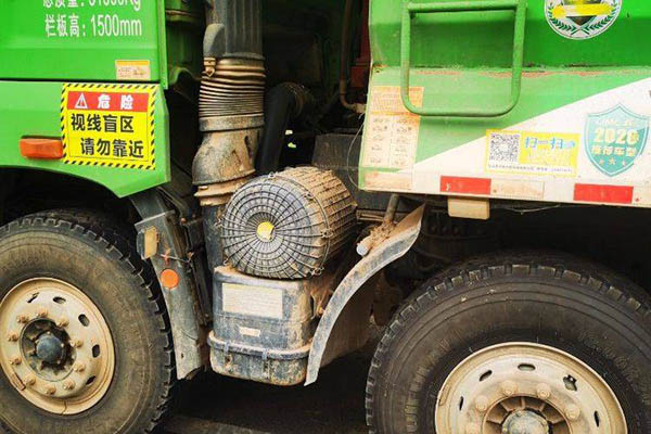 Qingdao Jiefang JH6 heavy-duty truck, 430 hp, 6x4, 5.8m, rear eight-wheel drive, used dump truck in China