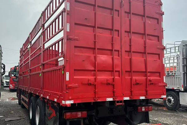 Shacman Delong X5000 Classic Edition 460HP 8x4 9.5m AMT Automatic Transmission Stake Truck (China VI) Front 4x4 Rear 8x8 Weichai Used Truck in China