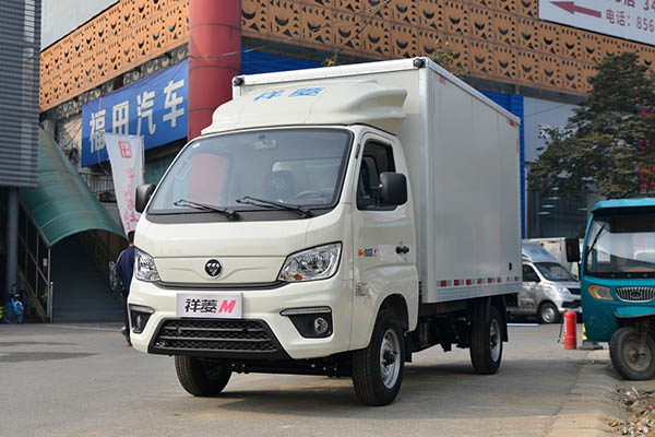 Foton Xiangling M1 truck
