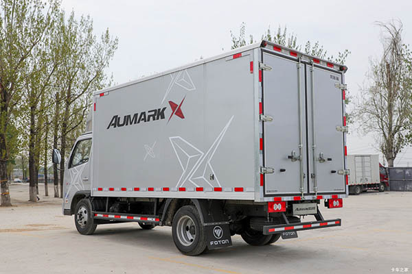 Foton Aumark X truck in China