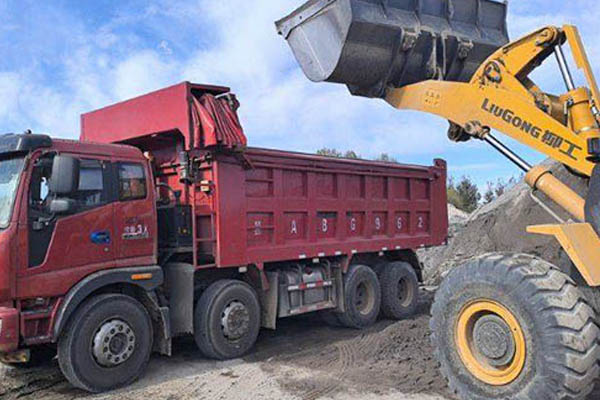 Futian Ruiwo Q9 270HP 8X4 6m dump truck Yuchai used dump truck for sale