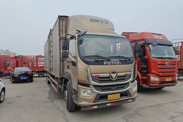 Foton Auman Hornet 210HP 9.78m semi-van truck, single axle, used Foton Cummins truck for sale