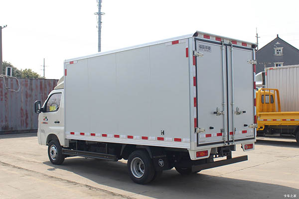 sale Foton Xiangling M2 truck