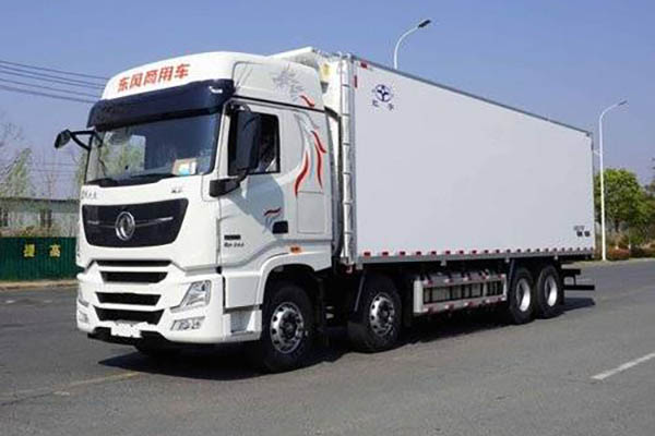 Dongfeng Tianlong 560 9.45 8x4 Refrigerated Truck Dongfeng Commercial Vehicle