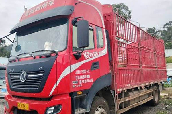 Dongfeng Cummins used trucks