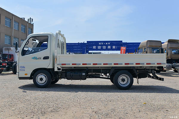 Foton Auman Express Truck in China