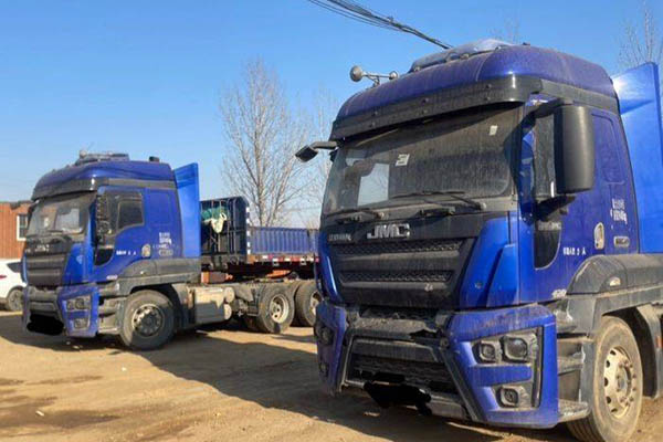 JMC Weilong heavy-duty truck, 420 hp, 6x4 dual-drive tractor, used Weichai tractor