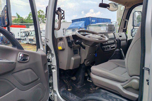sale Foton Aumark S3 Series High-Efficiency Express Delivery Edition 156 HP 4.23m Single-Row Light Truck Chassis Used Cummins Truck