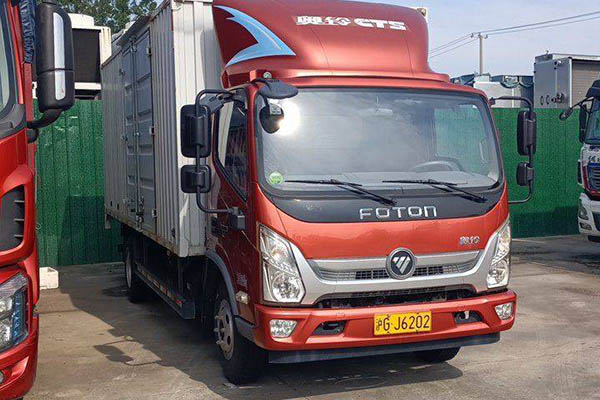 Foton Auman CTS 170HP 6.15m single-row van light truck with single axle. Used Foton Cummins truck for sale