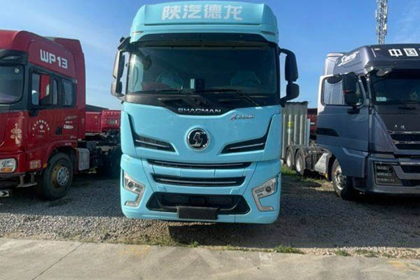 Shacman Heavy Duty Truck Delong X6000 Composite Classic Edition 610HP 6X4 Tractor Truck (National VI Emission Standard) Dual Drive Weichai Used Tractor Truck